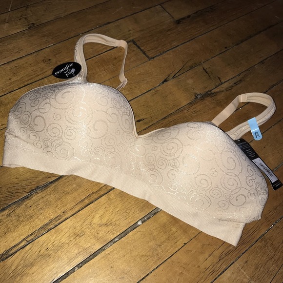 Bali Cool Comfort 40C Beige Bra NWT - Picture 2 of 8